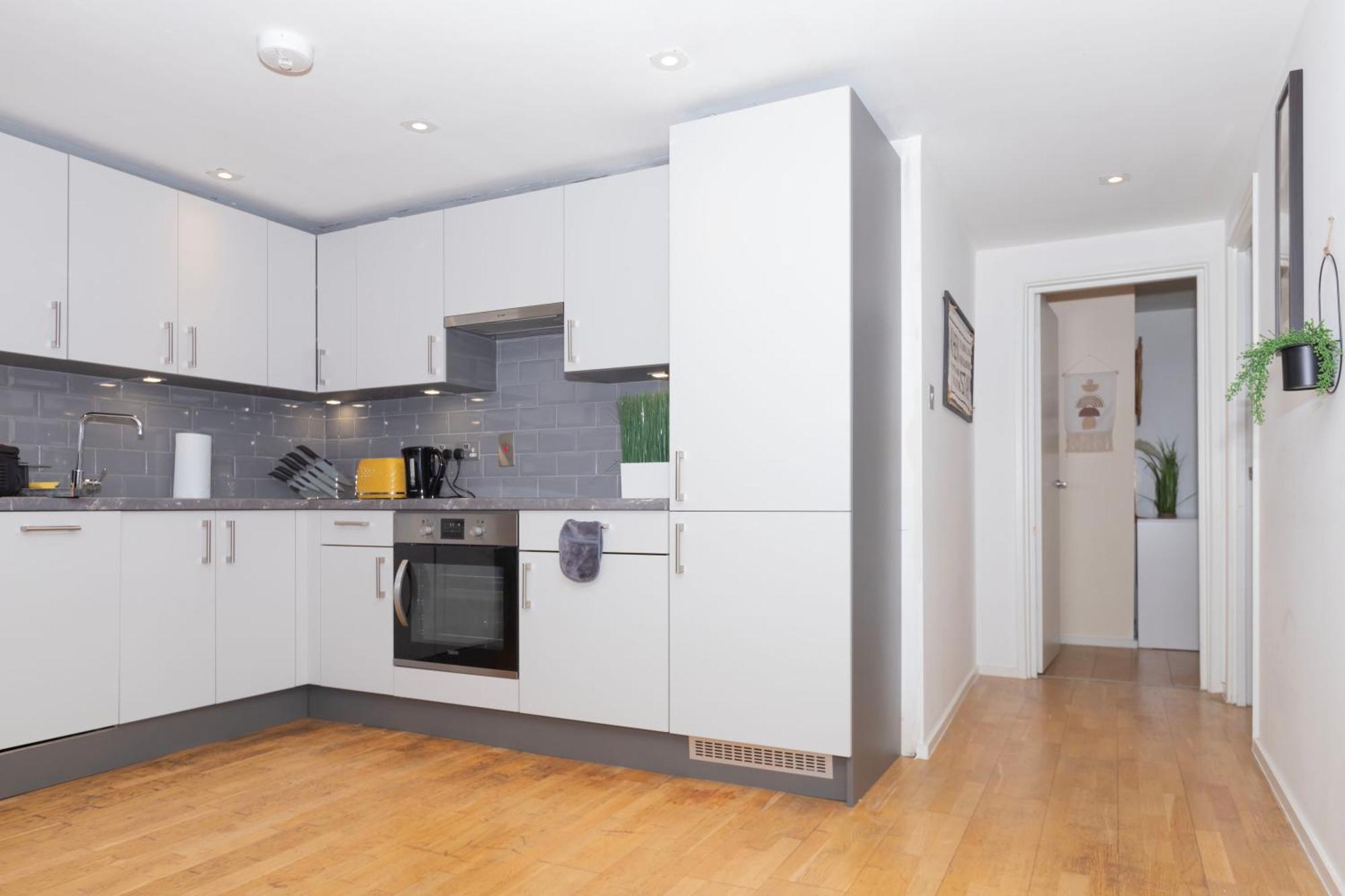 Cosy Ground Floor Apartment ลอนดอน ภายนอก รูปภาพ